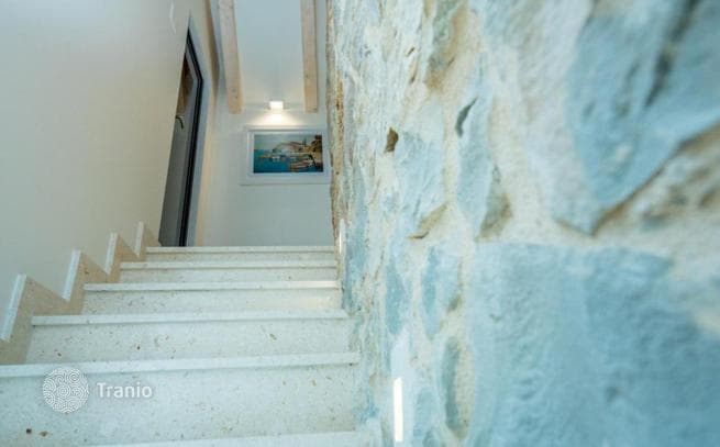4-Bedroom Villa in Kastela-Luksic, Dalmatia, photo 5