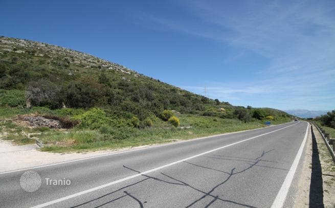 2,500 m² Agricultural Land Plot with Sea View in Trogir