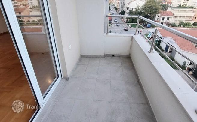 2-Bedroom Apartment in Budva, photo 2