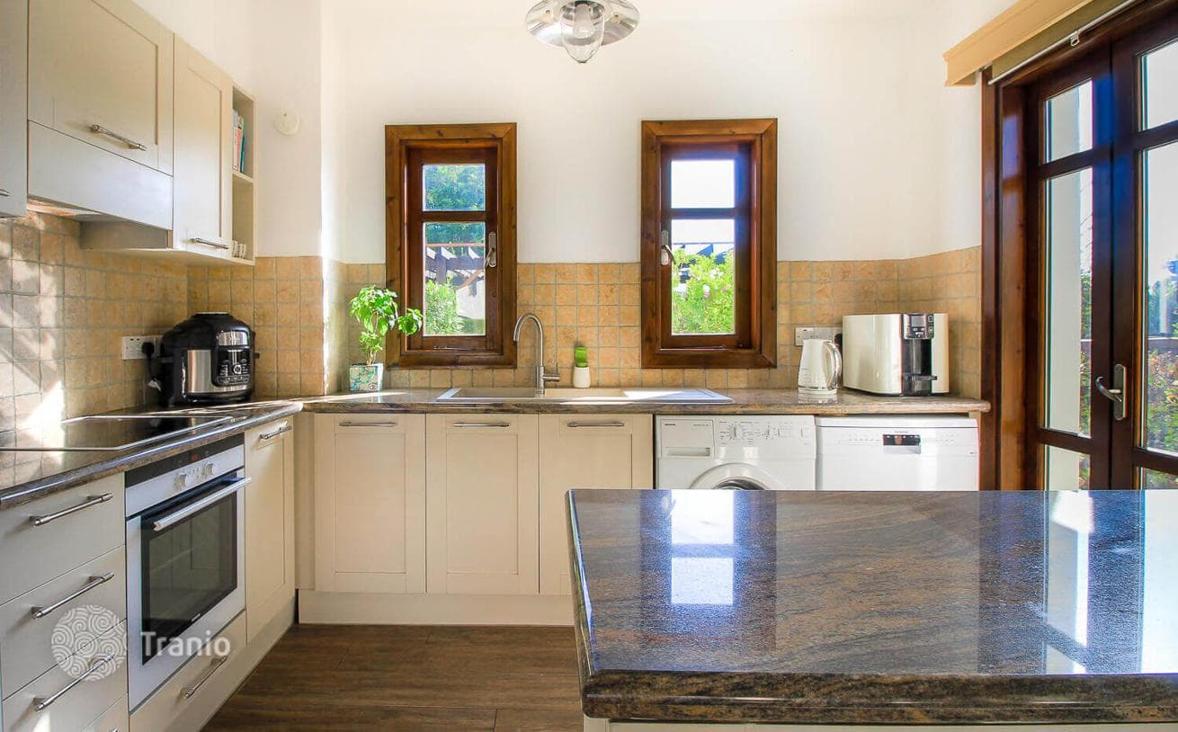3-Bedroom Townhouse in Aphrodite Hills, photo 4