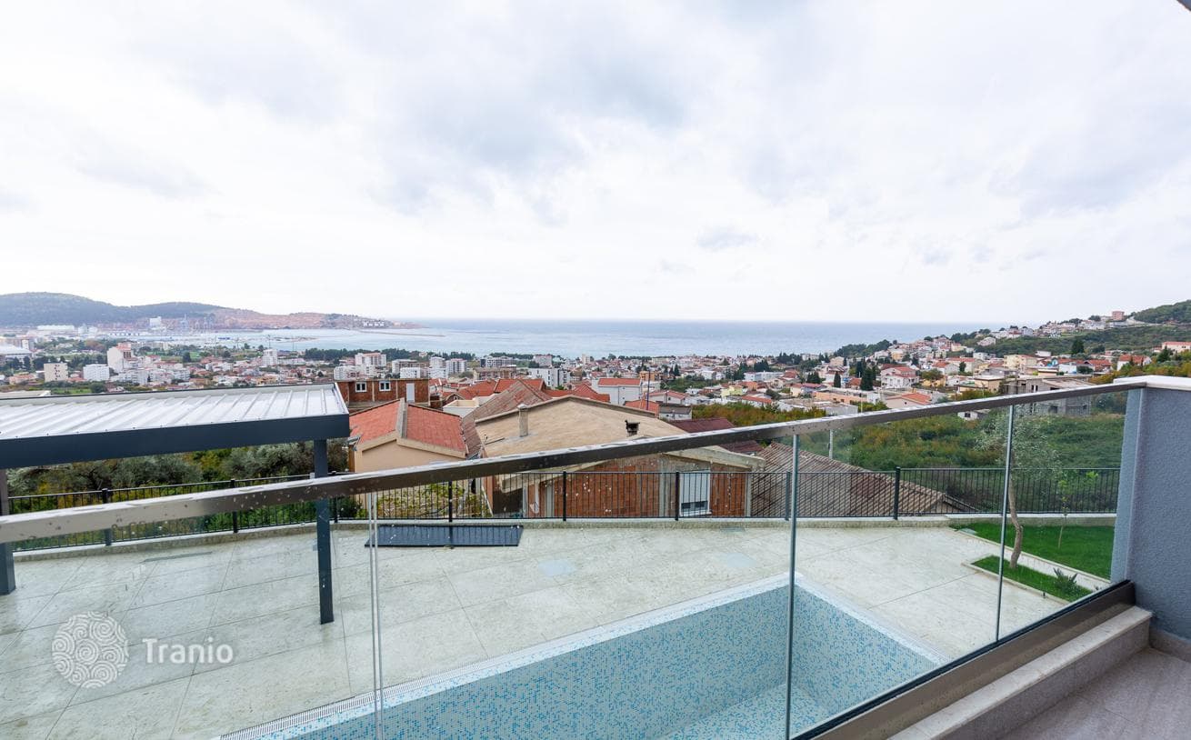 3-Bedroom House with Private Pool and Sea View in Bar, Montenegro, photo 5