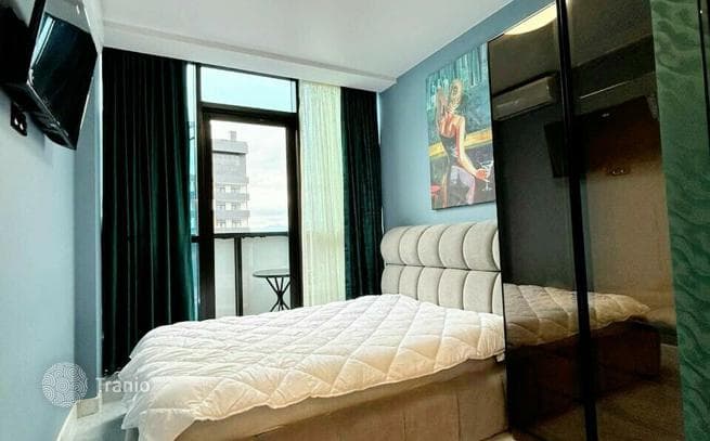 2-Bedroom Apartment with City and Mountain Views on the Beachfront in Batumi, photo 5