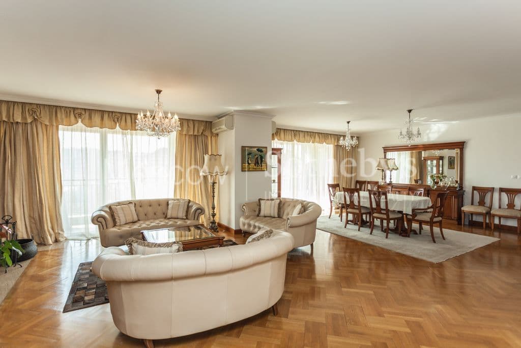 Апартаменты в Софии, Болгария, 353 м²