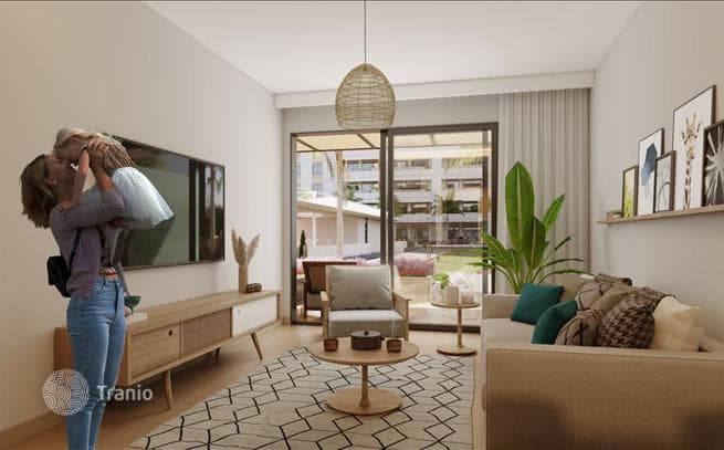 New Apartments with Water Park and Pools 150 m from the Beach in Mersin, Turkey