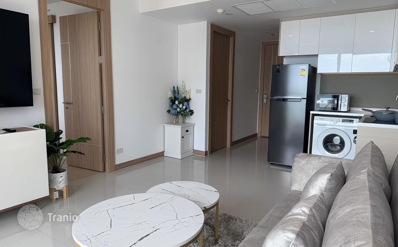 2-Bedroom Condo with Panoramic Sea Views on the 22nd Floor, Bangkok