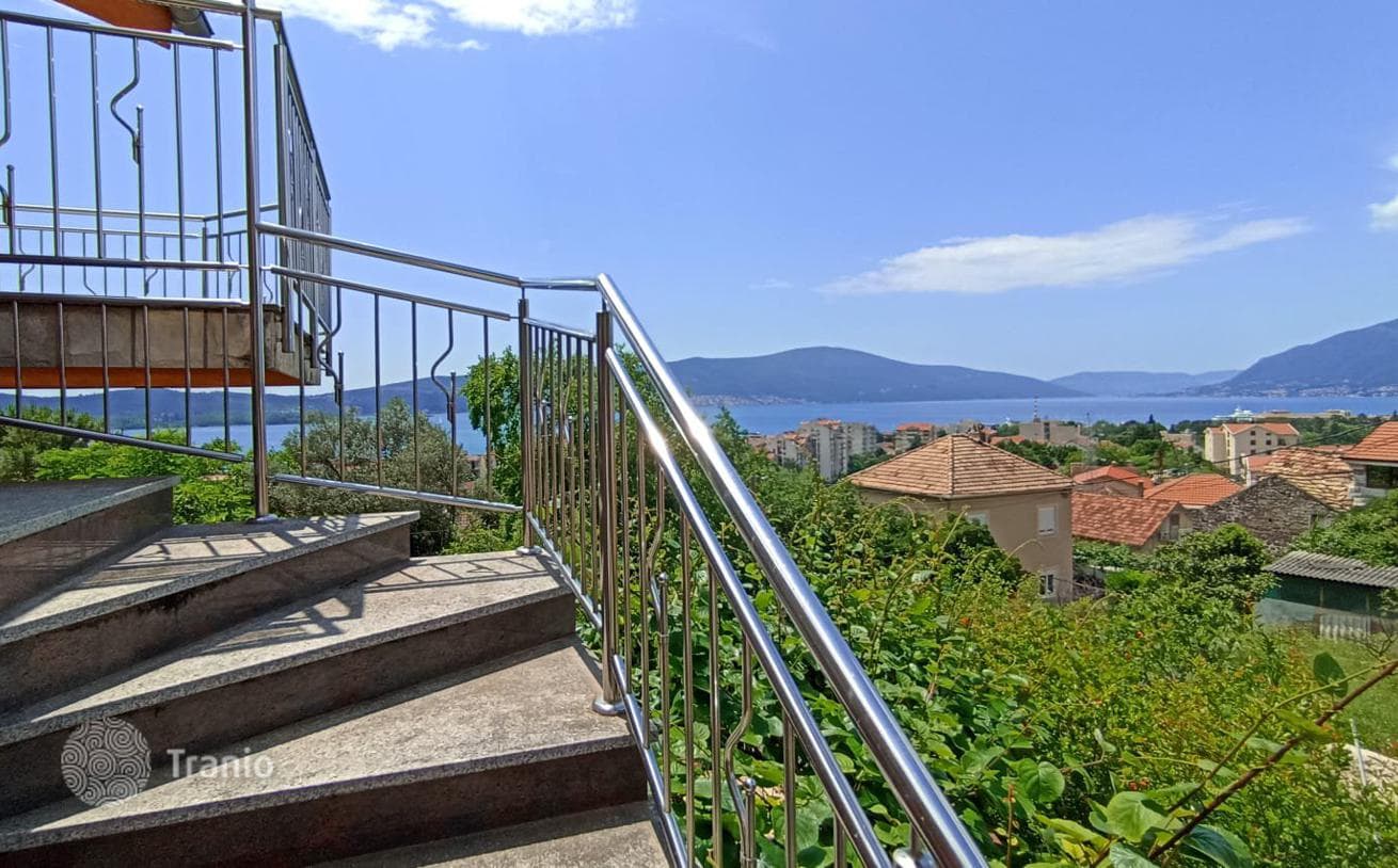 4-Bedroom House in Tivat, photo 2