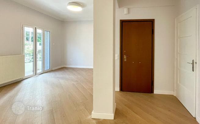 Просторные апартаменты с двумя балконами, Афины, Греция, фото 3