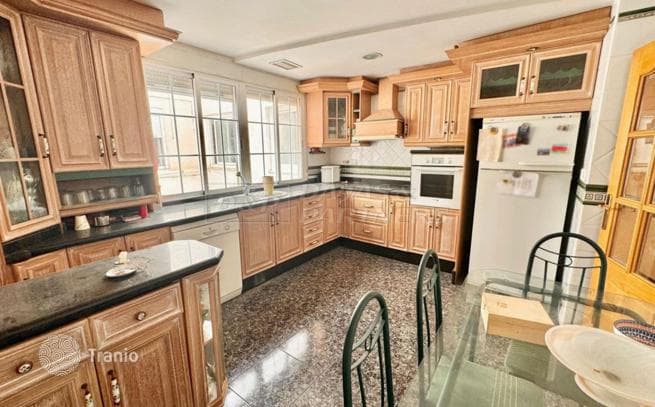 5-комнатная квартира 211 м² в Ориуэле, Испания, фото 4