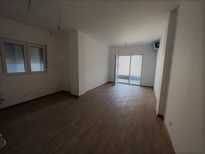 Квартира в Будве, Черногория, 79 м², фото 2