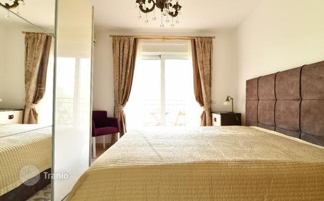 3-Bedroom Apartment with Sea View in Becici, Budva, photo 5
