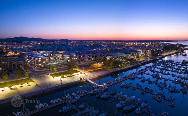New Apartment with Shared Pool and Gym in Faro