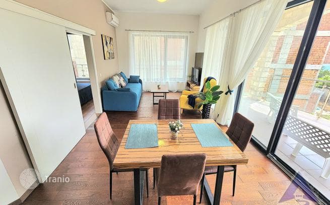 2-Bedroom Apartment with Sea and Garden Views in Budva, photo 5