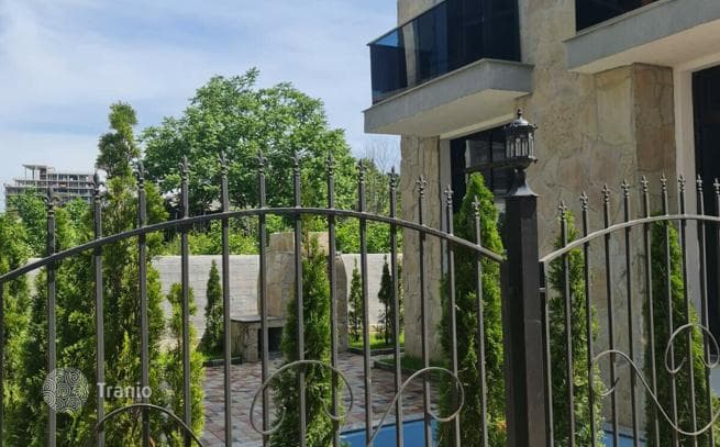 3-Bedroom Luxury House with Sea View and Private Pool in Batumi, photo 5