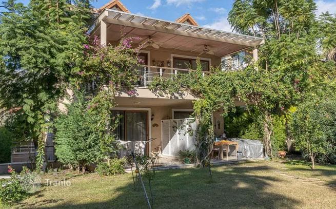 Spacious Apartments with Shared Pool in Gedjek
