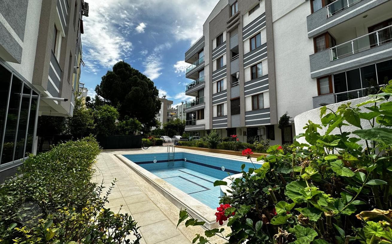 2-Bedroom (2+1) Apartment 100 m from the Beach in Liman, Antalya