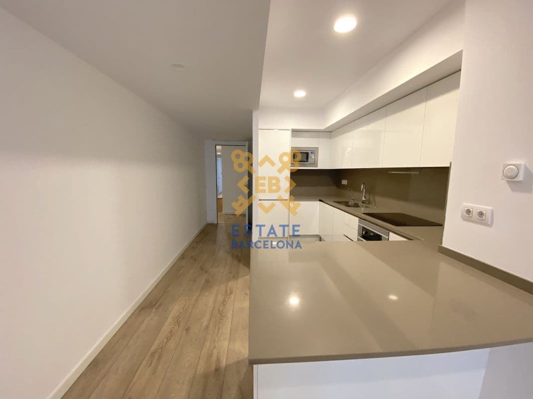 Квартира в Барселоне, Испания, 87 м², фото 2