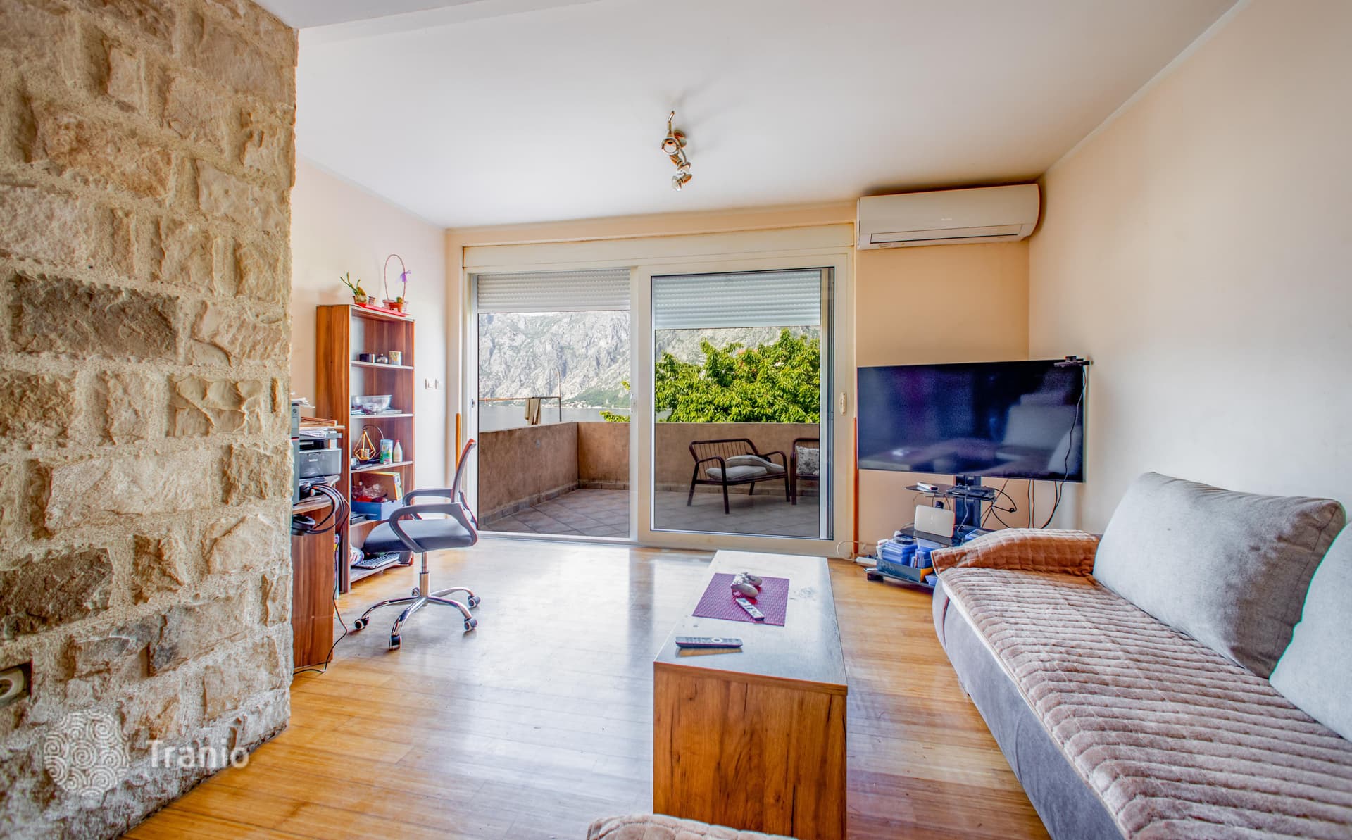3-Bedroom Villa with Sea View in Perchane, Kotor, photo 3