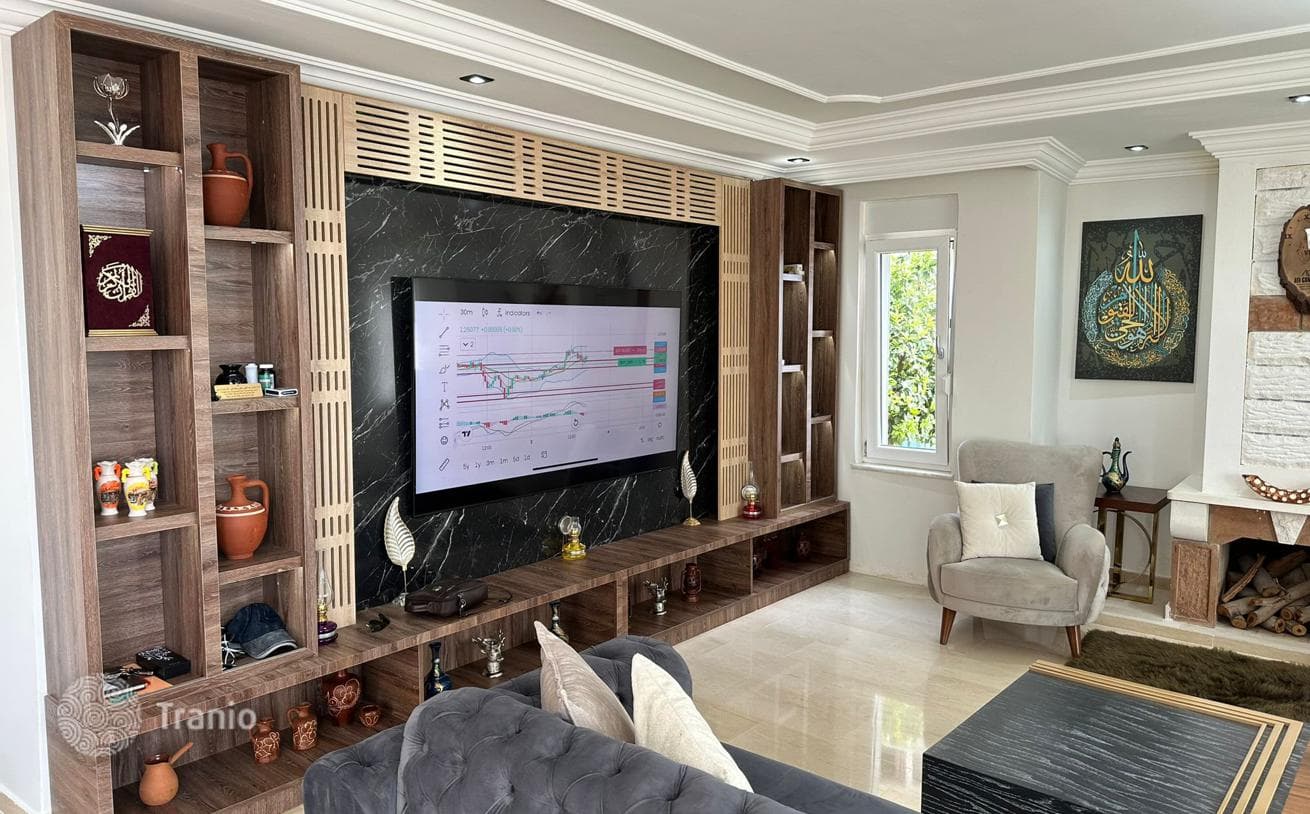 4-Bedroom (4+1) Furnished Triplex Villa with Sea View in Kargicak, photo 3