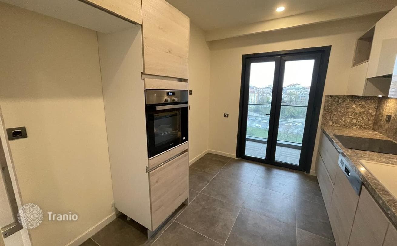 1-Bedroom Apartment in Sariyer, Istanbul, photo 4
