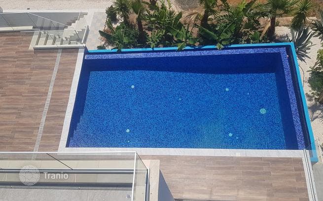 4-Bedroom Villa with Private Pool in Peyia, Cyprus, photo 5