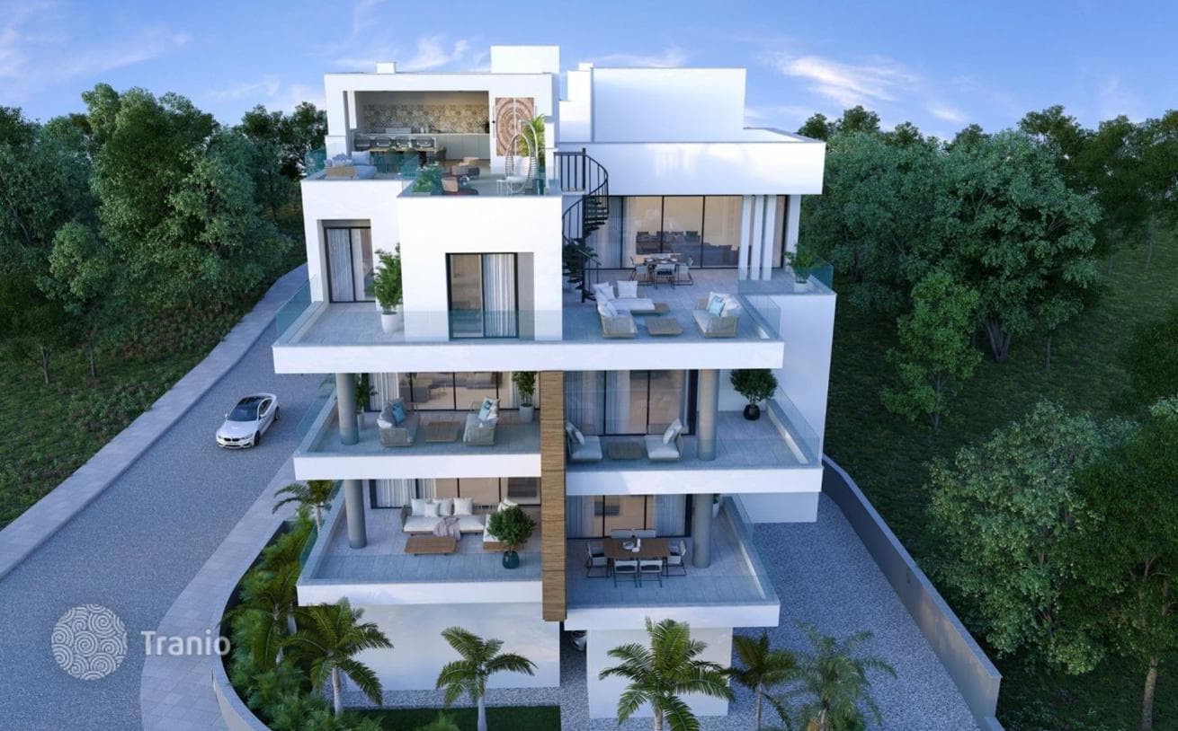 2-Bedroom Apartment in Mesa Geitonia, Limassol, photo 2