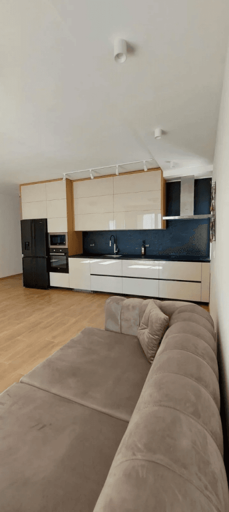 Квартира в Будве, Черногория, 98 м²