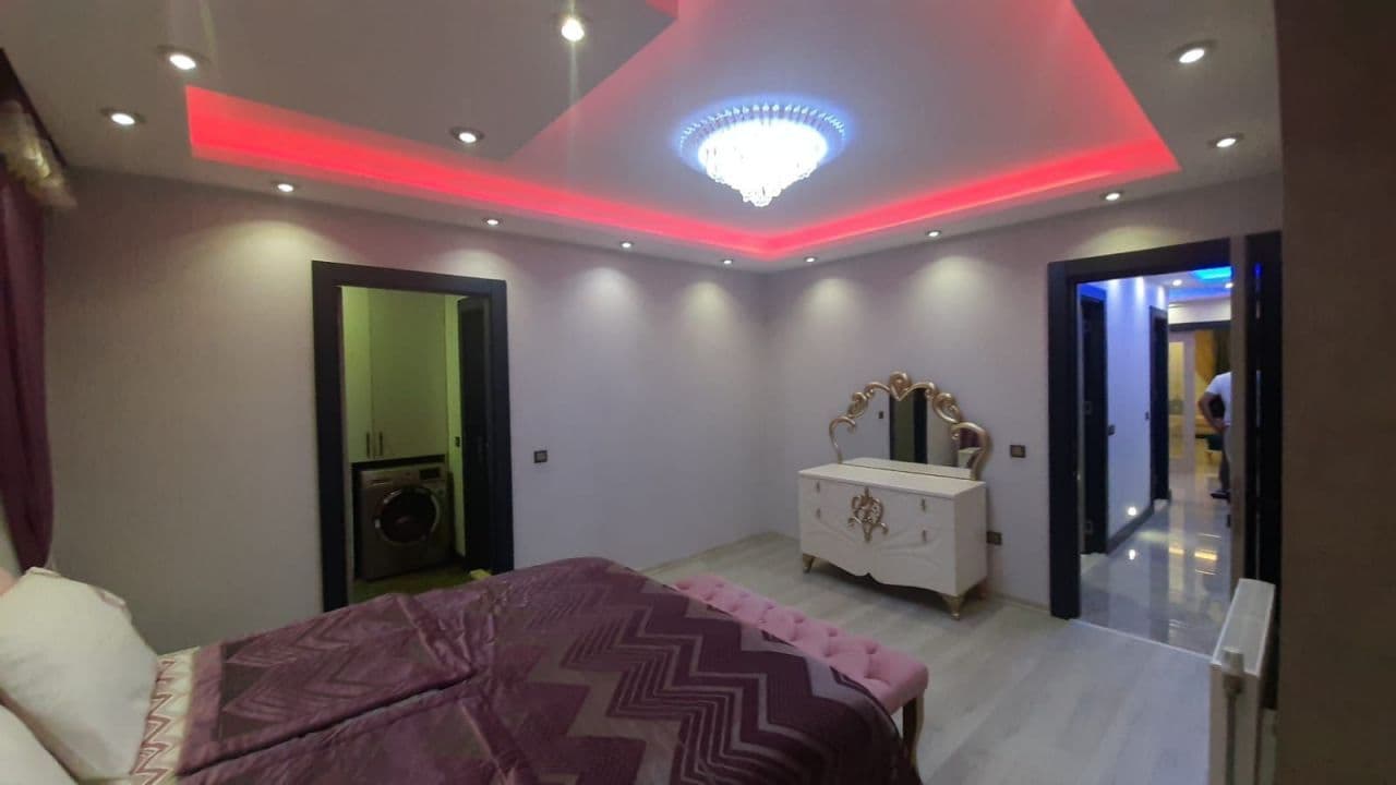 Квартира в Мерсине, Турция, 220 м², фото 2