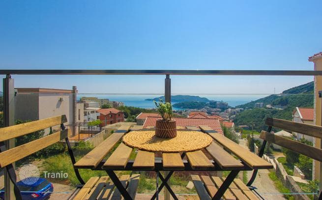 2-Bedroom Apartment with Sea View in Becici, Budva