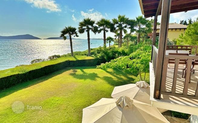 Beachfront Villa with Guest House in Pylos, Peloponnese, photo 3