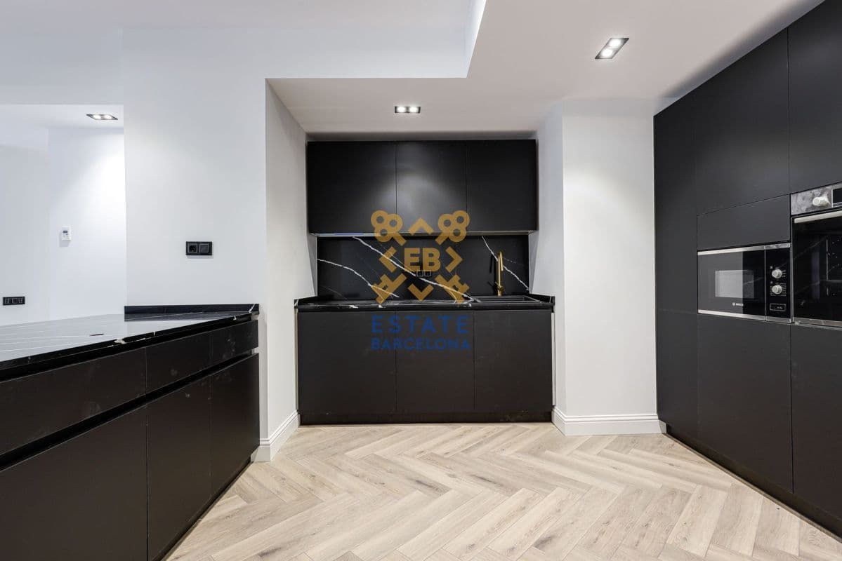 Квартира в Барселоне, Испания, 109 м²