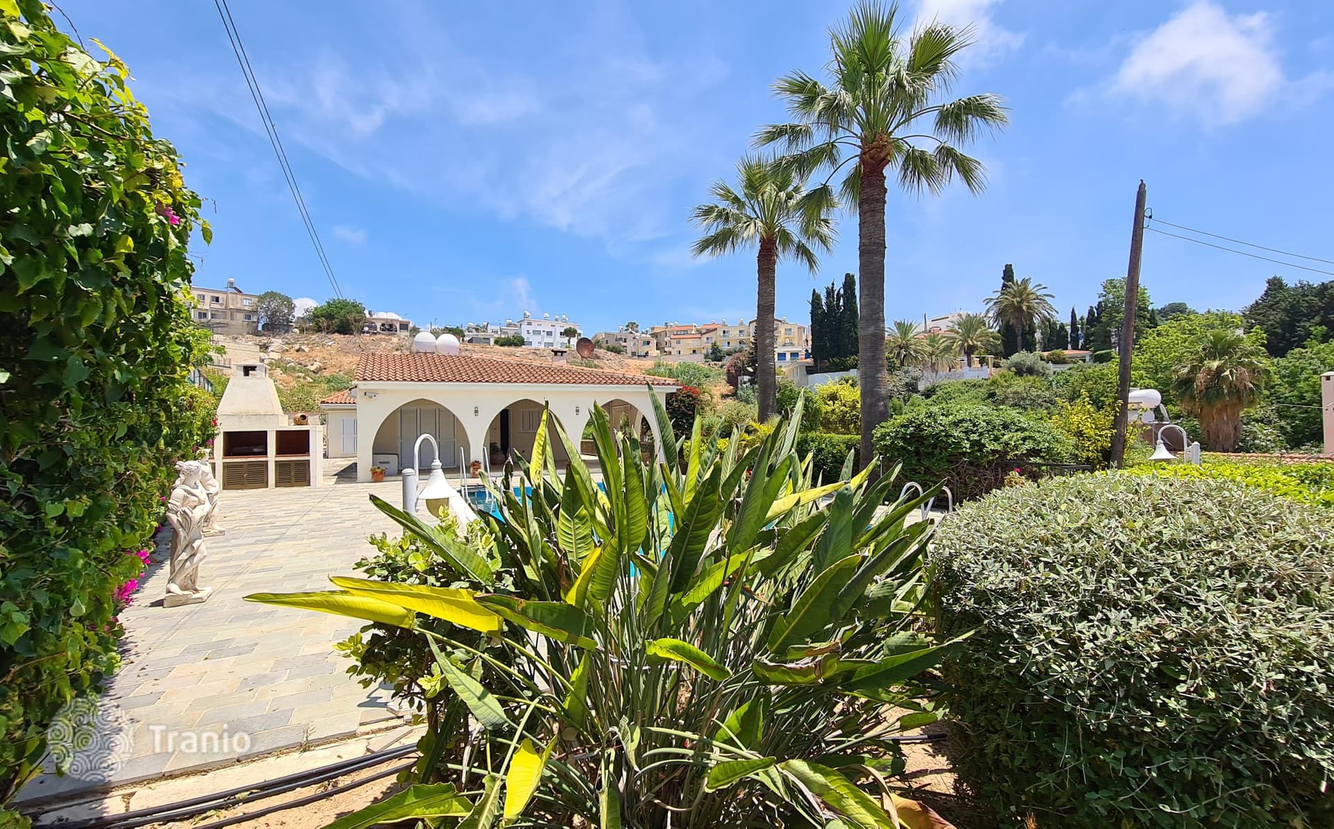 House on Large Plot in Cyprus, photo 3