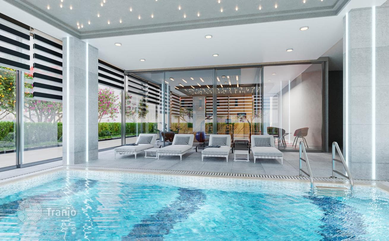 Premium Residential Complex with Pools and Sports Courts 300 m from the Sea in Alanya
