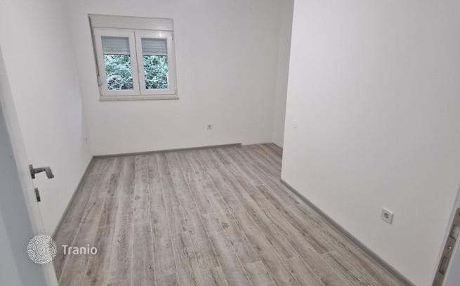 2-Bedroom Apartment with Sea View in Igalo, Montenegro, photo 3