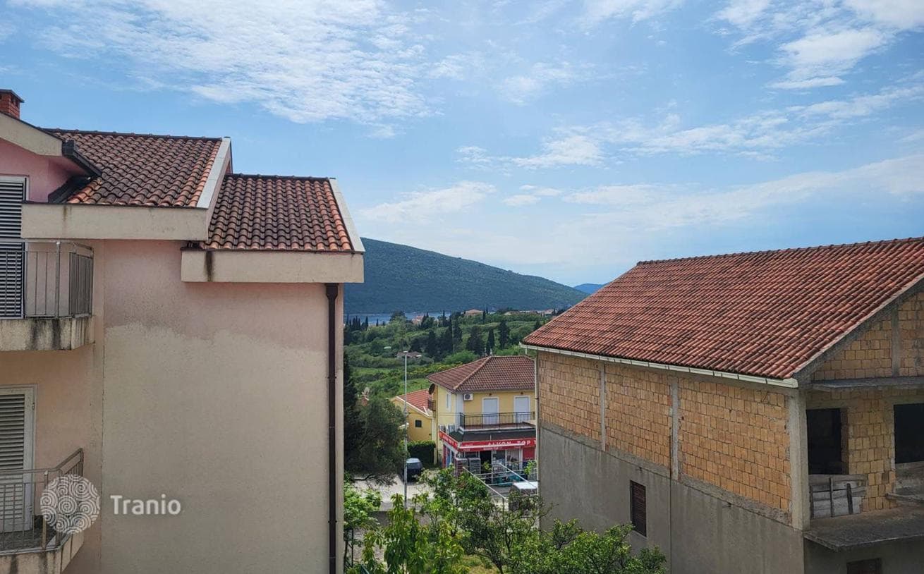2-Bedroom Apartment with Sea and Mountain Views in Herceg Novi