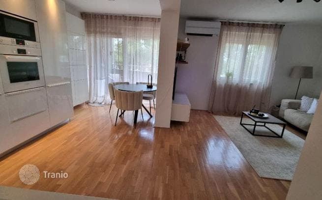 2-Bedroom Apartment in Pula, photo 2