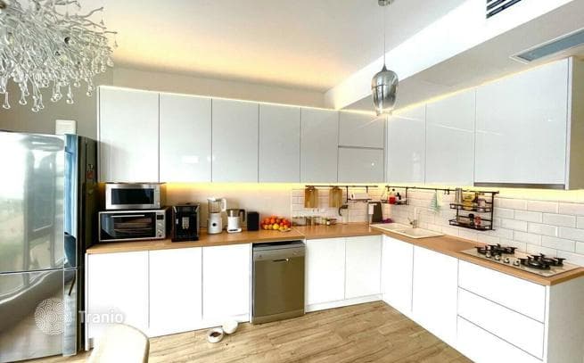 2-Bedroom Apartment with Sea View in Batumi, photo 4