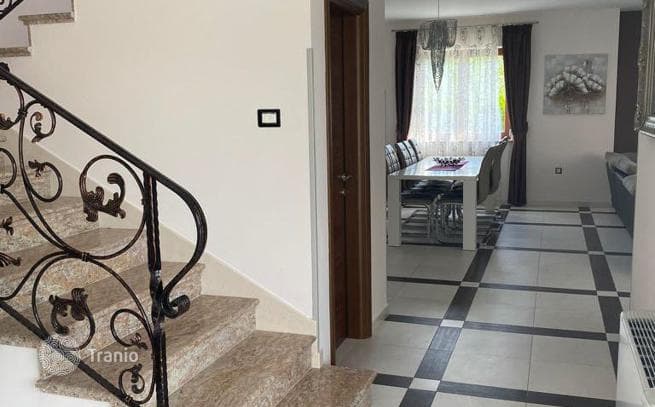 4-Bedroom Villa in Pula, Croatia, photo 3