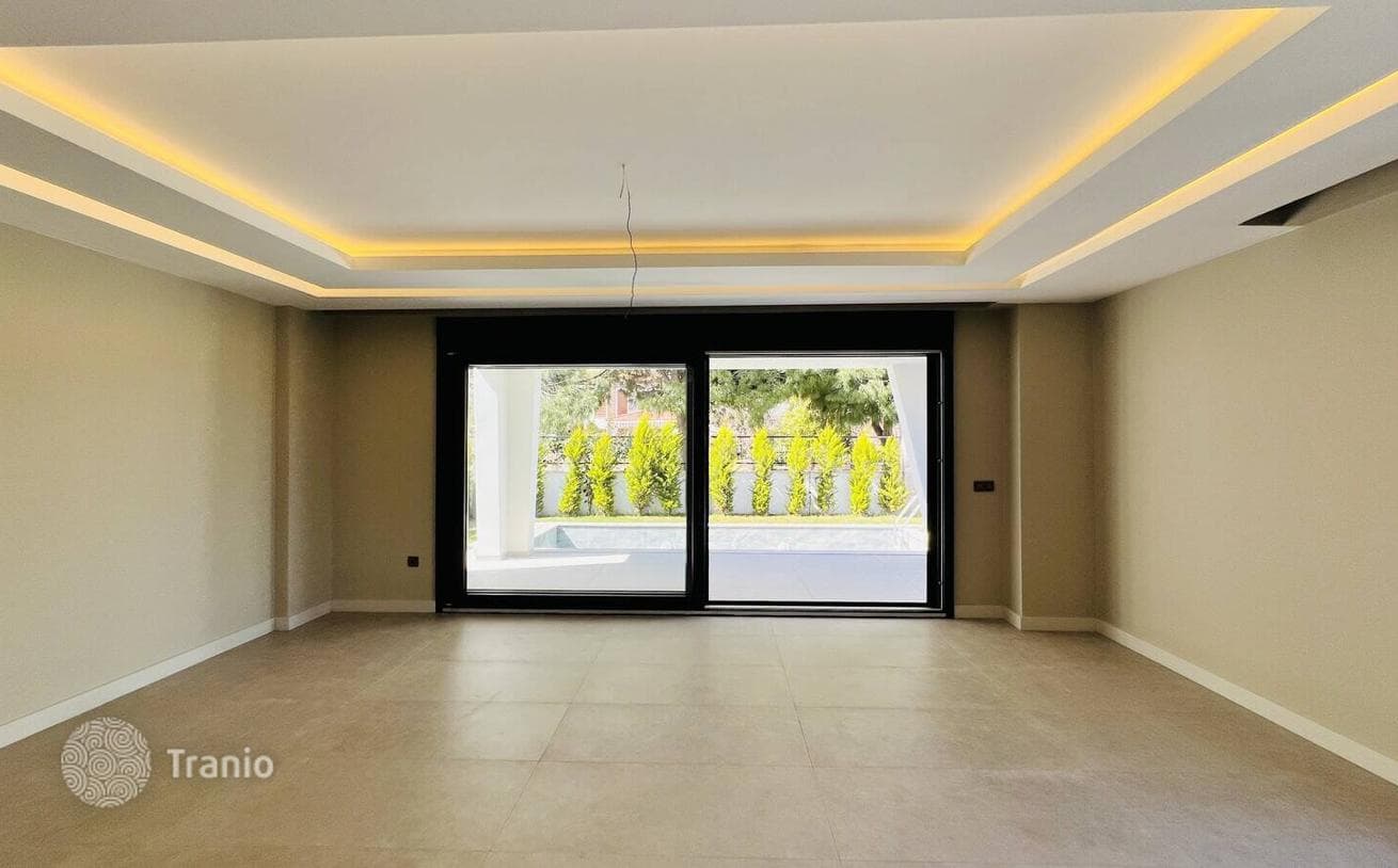 3-Bedroom Villa with Mountain View in Kemer, Antalya, photo 4