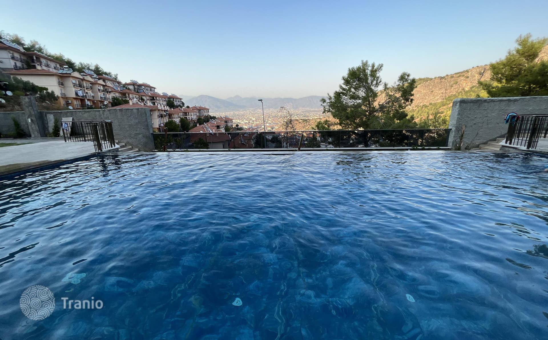 3-Bedroom Apartment with Shared Pool in Alanya