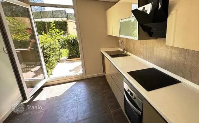 2-Bedroom Apartment in Kartal, Istanbul, photo 4