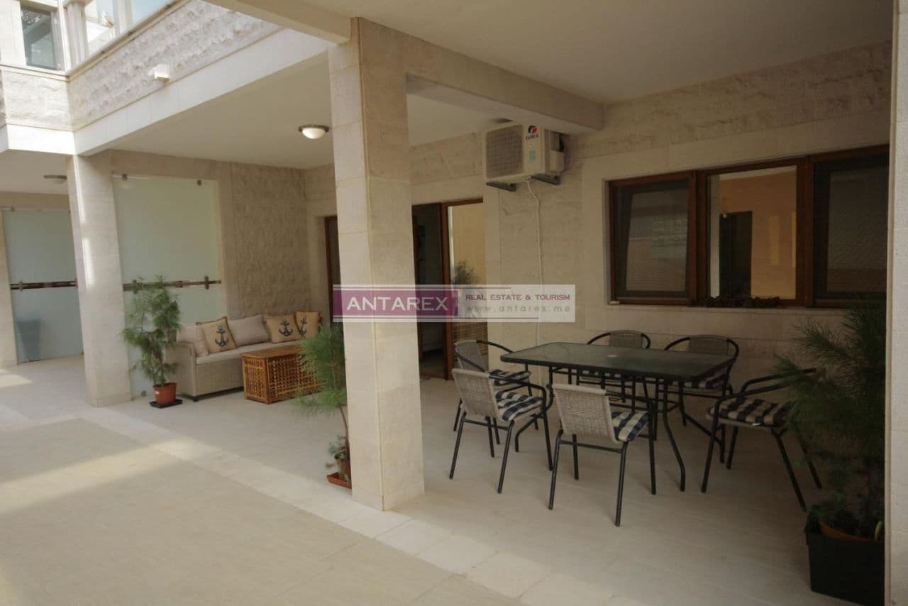 Апартаменты в Ластве, Черногория, 85 м², фото 3