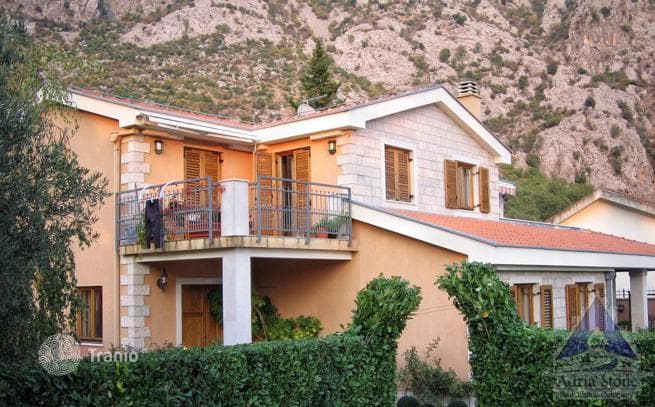 2-Bedroom Villa with Private Pool in Kotor, Montenegro, photo 2