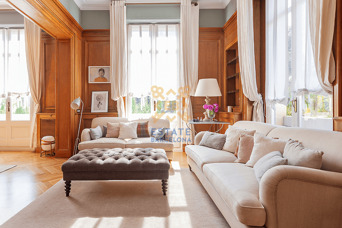 Квартира в Барселоне, Испания, 230 м²