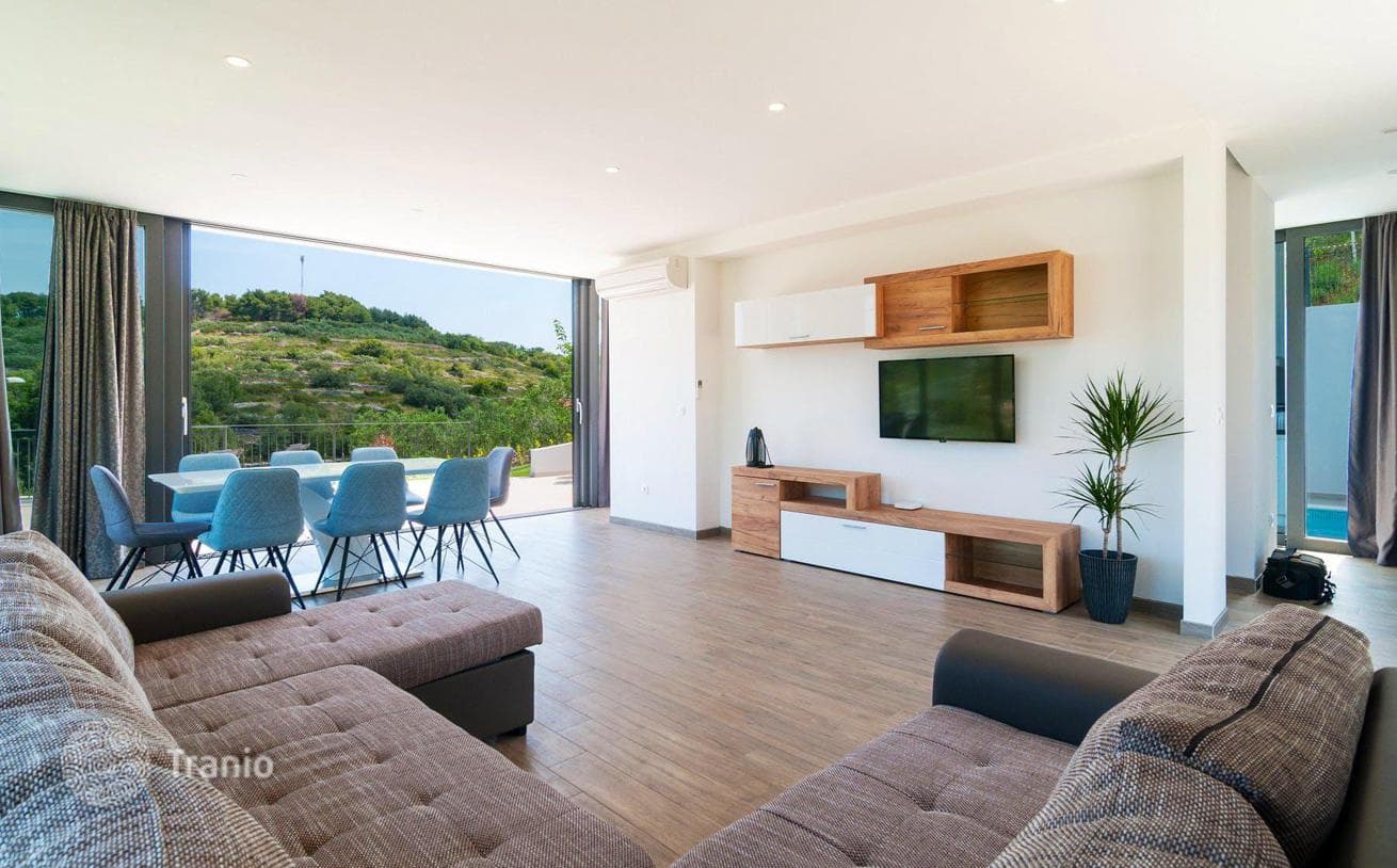 Modern Villa with Gym and Sea View in Solta, Croatia, photo 2
