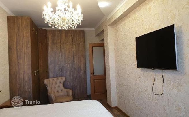 2-Bedroom Apartment 105 m² in Tbilisi