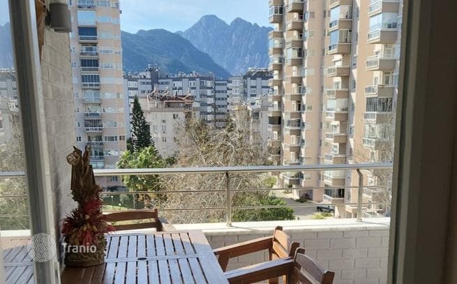 3-Bedroom (3+1) Duplex 800 m from the Beach in Konyaalti, Antalya