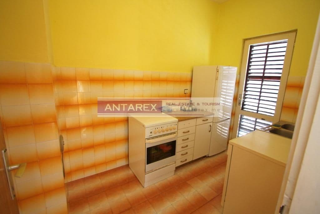 Апартаменты в Херцег-Нови, Черногория, 90 м², фото 4
