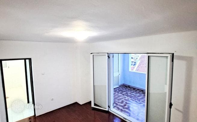 2-Bedroom Apartment with City and Sea Views in Budva, photo 4