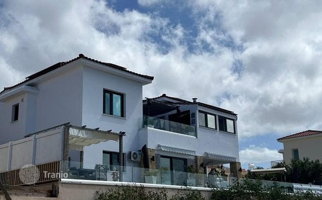 4-Bedroom Villa with Private Pool in Tala, Paphos, photo 3