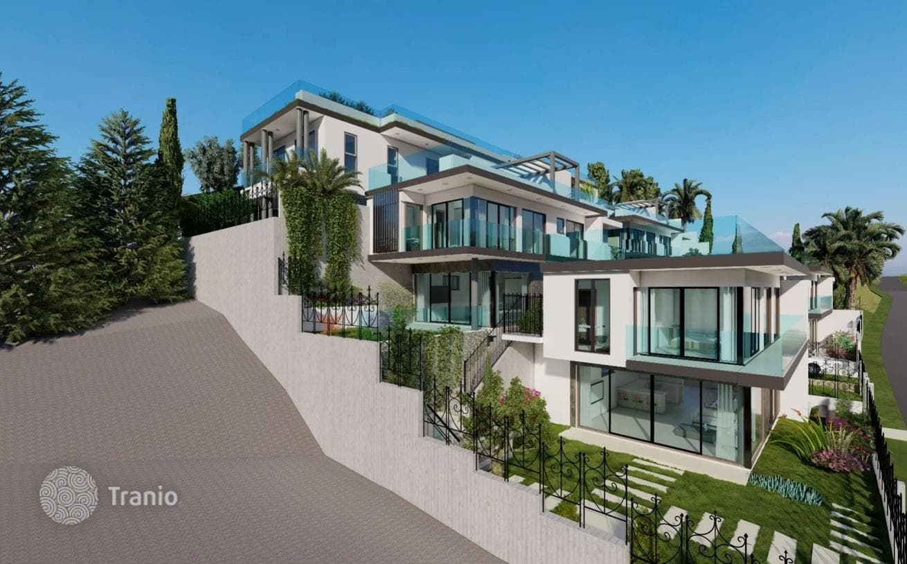 New 3–4-Bedroom Villas and Apartments in Limassol